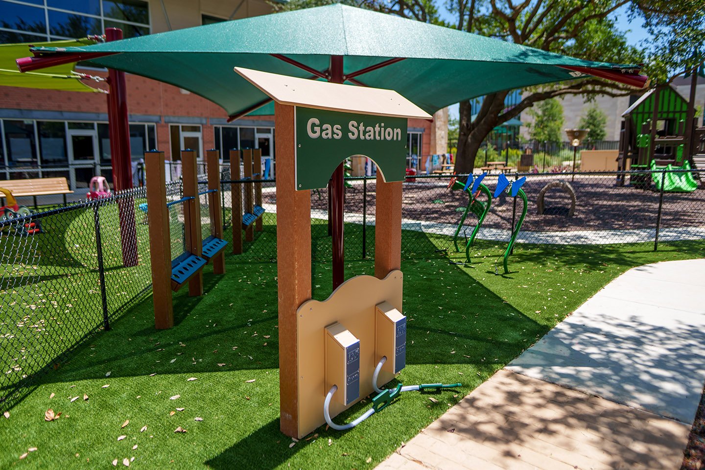 Dell JCC-TX-Grounds For Play-Gas Station Stand RECF0033XX-01-Web