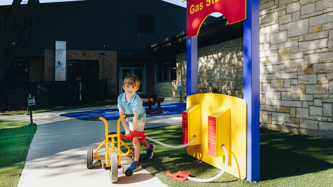 Lone Star Elementary-TX-Dramatic Play Villages-Gas Station-View 10-WEB